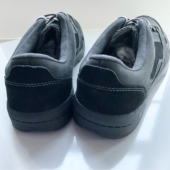 Merrell, NWB, Size 11 Men's black sneakers - Picture 5 of 11